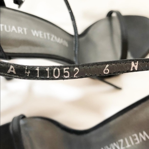Stuart Weitzman The Nudistsong Sandal - Picture 5 of 6